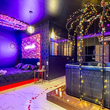 Sweet Secret'S Jacuzzi Hotel Le Breuil  ภายนอก รูปภาพ