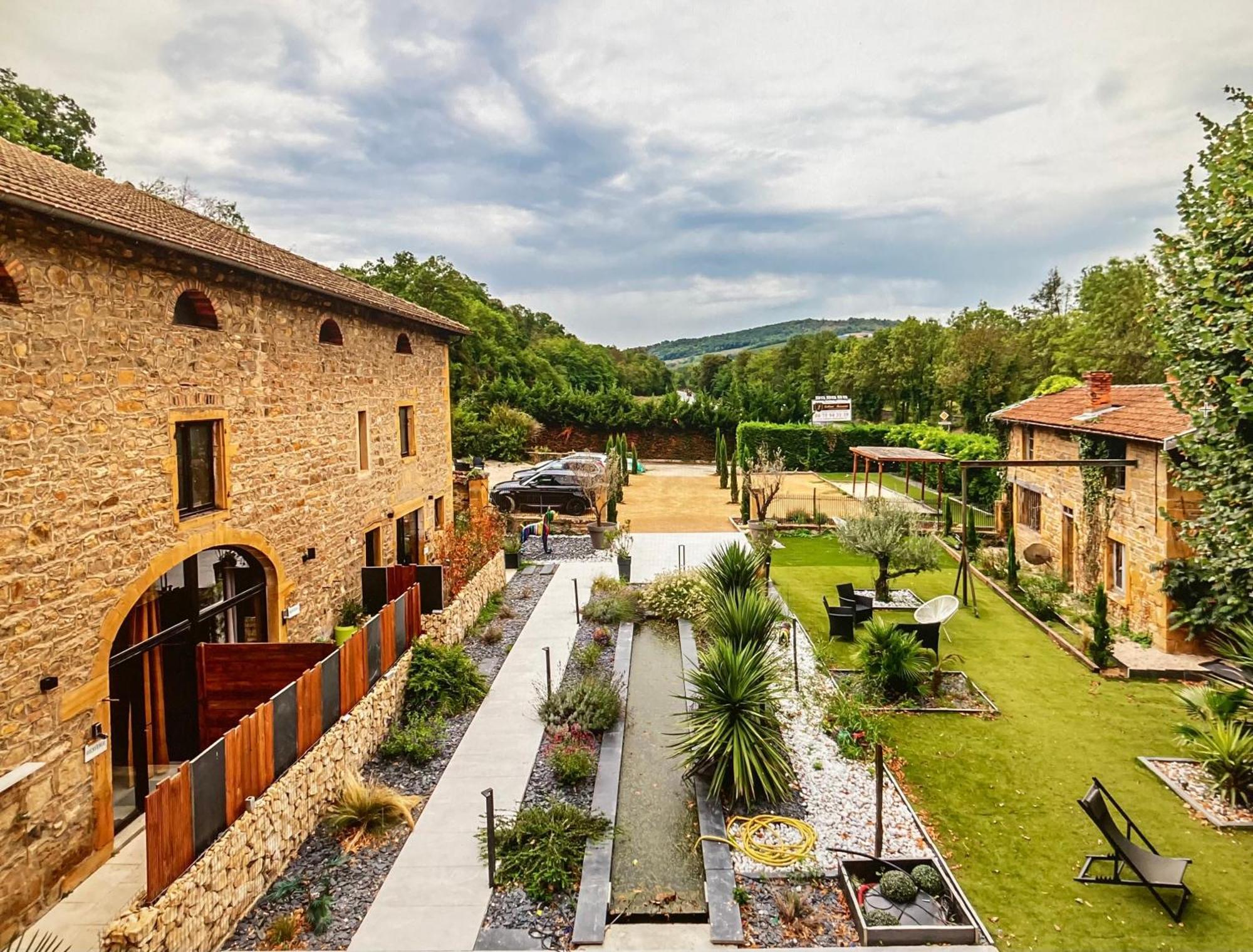 Sweet Secret'S Jacuzzi Hotel Le Breuil  ภายนอก รูปภาพ